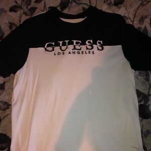 Muscle Fitting Guess Tshirt Mens Size Small - New Without Tags